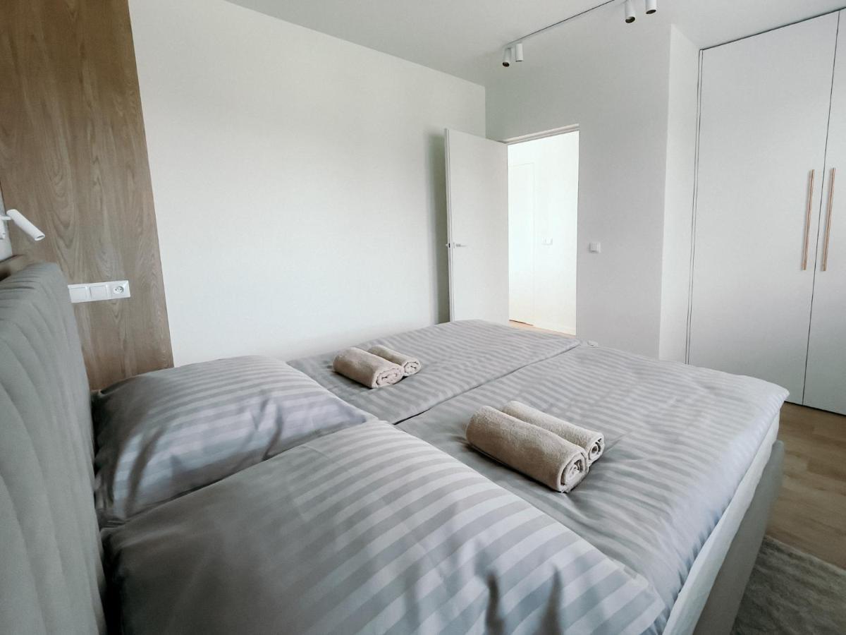 شقة Penthouse Sloneczna Rapsodia - Blisko Parku Zdrojowego - Duzy Taras Na Dachu - Piekny Widok - Winda - Garaz رابكا المظهر الخارجي الصورة